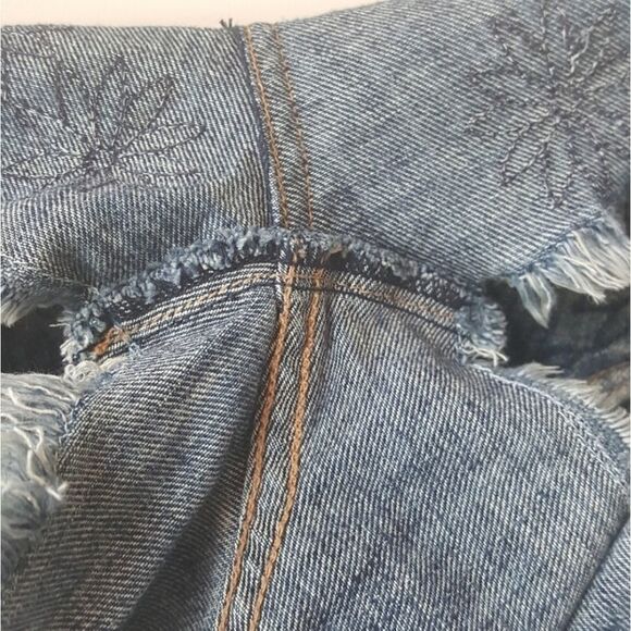 Current/Elliot Summer Love Distressed Shorts - Picture 6 of 8